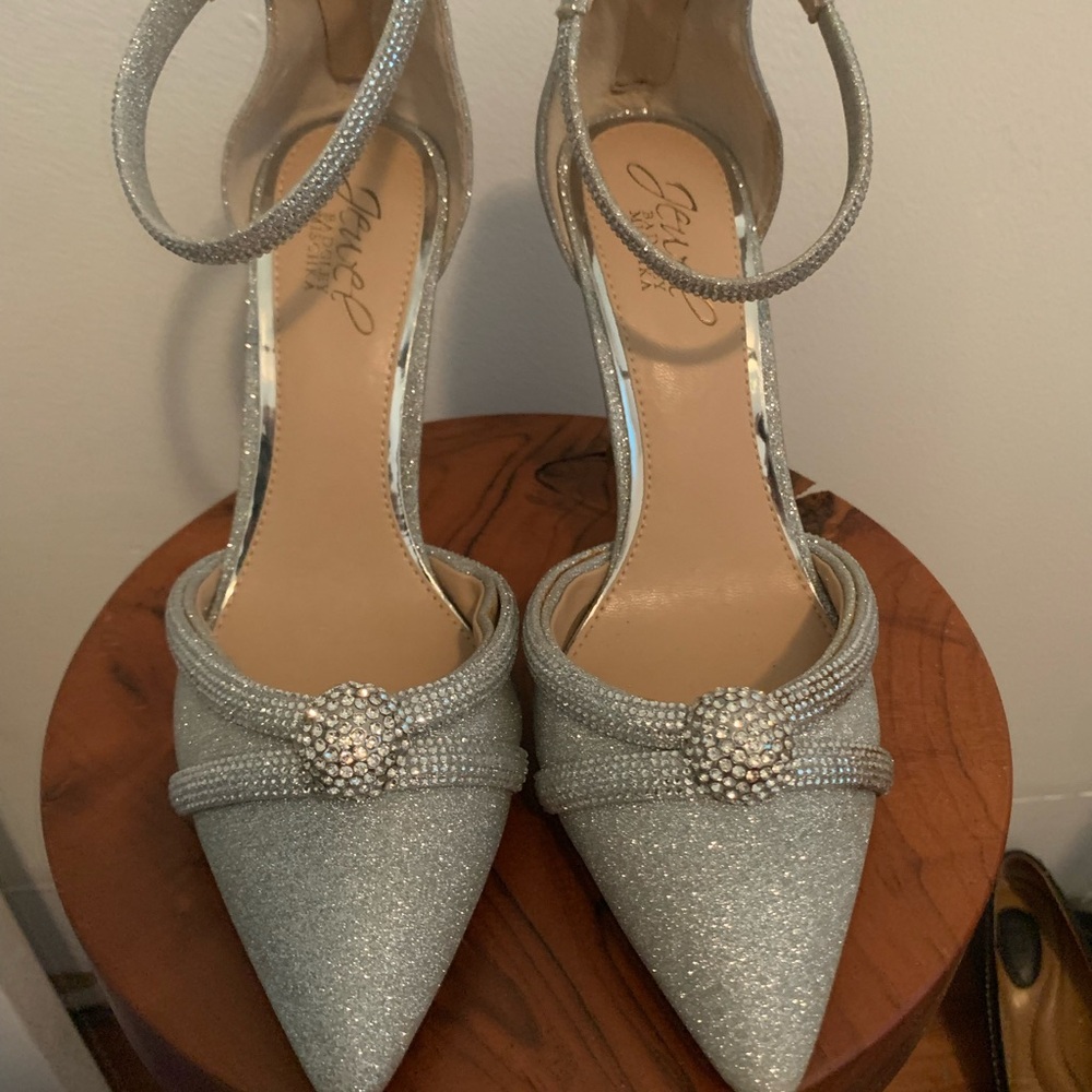 Badgley Mischka Silver Glitter Pointed-Toe Ankle-Strap Heels with Crystal Accent